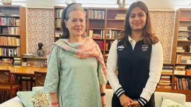 Olympic Medalist Manu Bhaker Meets Sonia Gandhi in Delhi As She Returns Country After Her Historic Feat of Winning Two Bronze Medals (See Pic and Video)