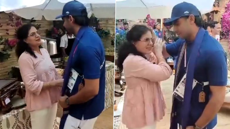 Neeraj Chopra and Manu Bhaker's Mother's Heartwarming Moment From 2024 Paris Olympics Goes Viral, Netizens Try To Guess the Conversation (Watch Video)