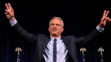 US Presidential Elections 2024: Robert F Kennedy Jr Suspends Presidential Campaign, Endorses Donald Trump (Watch Video)