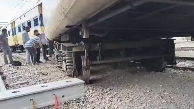 Uttar Pradesh Train Derailment: 2 Coaches of Express Train Travelling From Delhi to UP Derail in Saharanpur, No Casualties Reported (Watch Video)