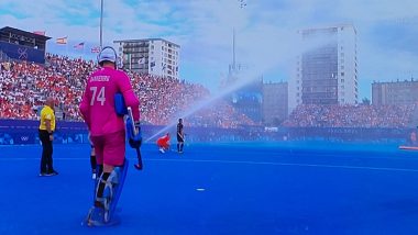 A Sprinkler Malfunctions During Netherlands vs Germany Men's Hockey Final at Paris Olympics 2024, Pic Goes Viral