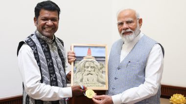 Sudarsan Pattnaik Meets PM Narendra Modi in Delhi After Winning Gold Medal at International Sand Sculpture Championship in Russia (See Pic and Video)