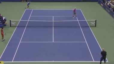 Carlos Alcaraz Hilariously Steps Off Court as Novak Djokovic and Andre Agassi Engage in Long Rally During US Open 2024 Fan Week Men's Doubles Match (Watch Video)