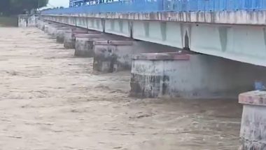 Shravasti Flooding: Several Villages Submerged in Uttar Pradesh As Rapti River Overflows Due to Torrential Rains in Nepal (Watch Video)