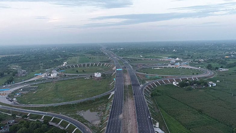 Delhi-Mumbai Expressway Caves-In: Large Crater Appears on India’s Largest E-Way, Video Surfaces