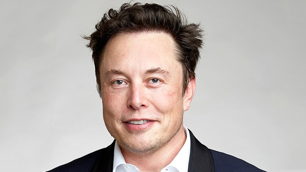 Doctors Warn Against Sitting on the Toilet for More Than 10 Minutes, Elon Musk Reacts to Warning About Overstay in Lavatory