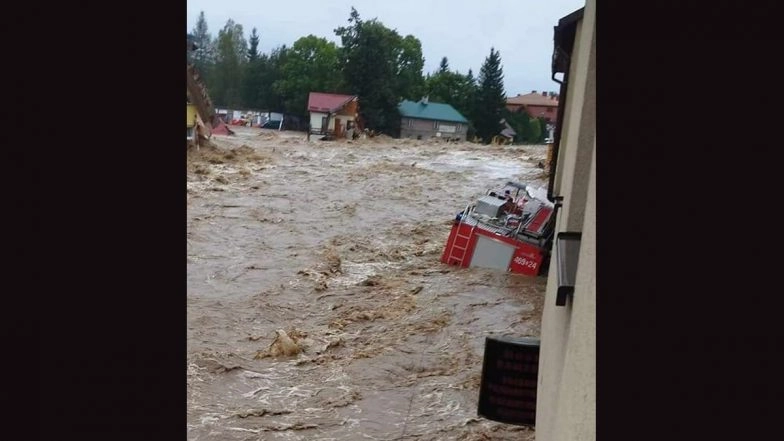 Torrential Rains Trigger Mass Evacuations As Rivers Surge in Czech Republic and Poland