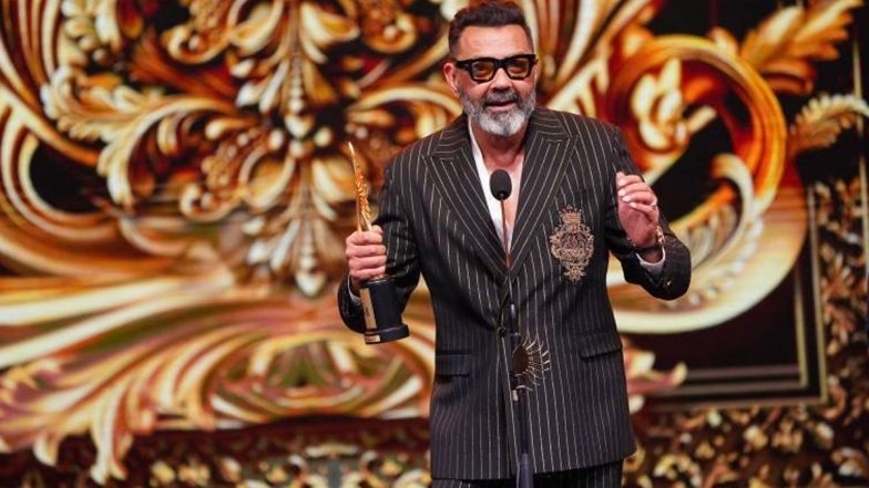 IIFA 2024 Exclusive! Bobby Deol Sets the Stage Ablaze With His ‘Jamal Kudu’ Dance Moves After Winning Big for ‘Animal’ (Watch Video)