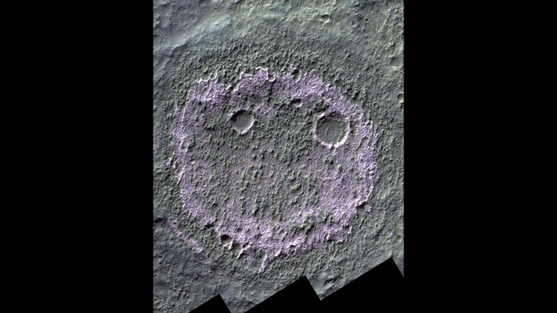 Smiley Face on Mars? European Space Agency Hints Existence of Life on Red Planet, Fascinating Pictures Go Viral