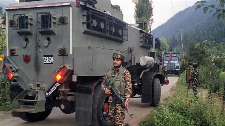 Pakistani Terrorist, Jammu and Kashmir Policeman Killed in Encounter in Kathua