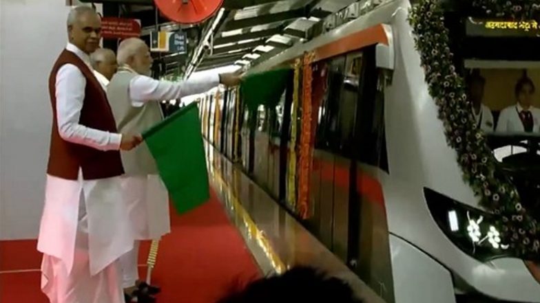 PM Narendra Modi Inaugurates 2nd Phase of Ahmedabad Metro Rail Extension in Gujarat (Watch Video)