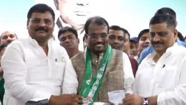 Shyam Rajak Joins JDU: Former Bihar Minister Joins Janata Dal (United) After Resigning From RJD (Watch Video)