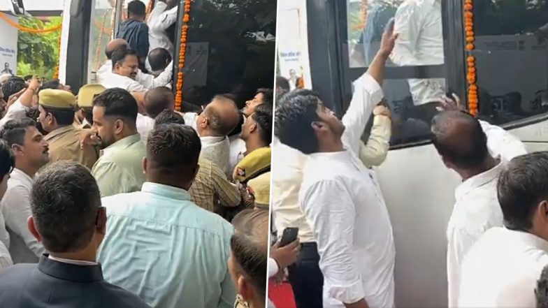 Jayant Chaudhary Gets Locked Inside Bus With Crowd in UP’s Chhaprauli, Video Surfaces