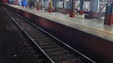 Mumbai Rains: Local Train Services Resume As Water Recedes at Andheri Station After Heavy Downpour Across City (Watch Video)