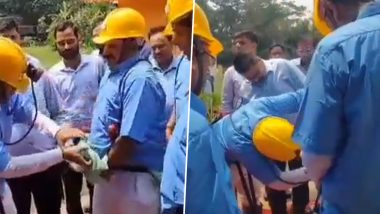 BCCL Official Fixed Pyjamas of Union Minister Satish Chandra Dubey? Company Dismisses Viral Video As False and Misleading