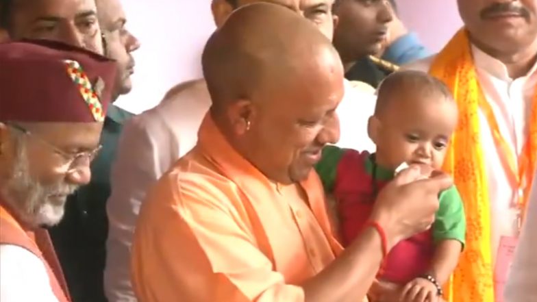 Uttar Pradesh CM Yogi Adityanath Feeds Chocolate to Child During Bahraich Visit, Heartwarming Video Surfaces