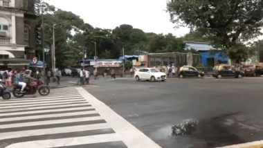 Mumbai Rains: Traffic Back on Track After Heavy Rainfall in City; All Schools Closed As IMD Issues Red Alert (Watch Videos)