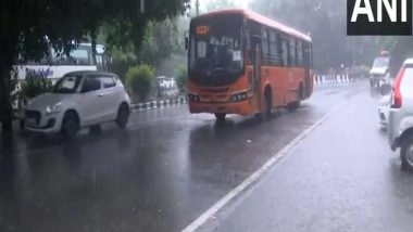 India News | Rain Lashes Several Parts of Delhi; Traffic Police Updates Commuters on Waterlogging, Diversions