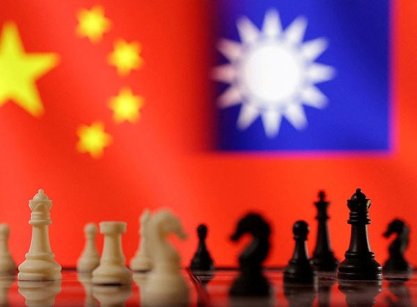 World News | Taiwan Intensifies Crackdown on Illegal Chinese Corporations Poaching Local Talents