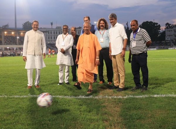 Sports News | CM Yogi Adityanath to Build 18 Football Stadiums and 827 Football Grounds in Uttar Pradesh