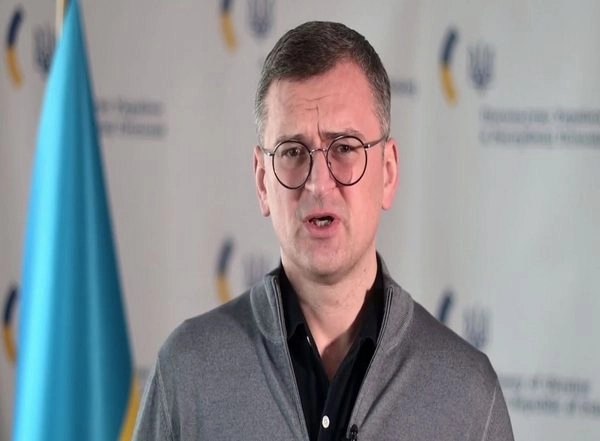 World News | In Big Reshuffle, Ukraine Foreign Minister Dmytro Kuleba Submits Letter of Resignation