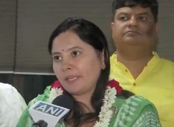 India News | BJP Defeats AAP in Delhi MCD Ward Committee Polls, Wins Seven out of 12 Zones