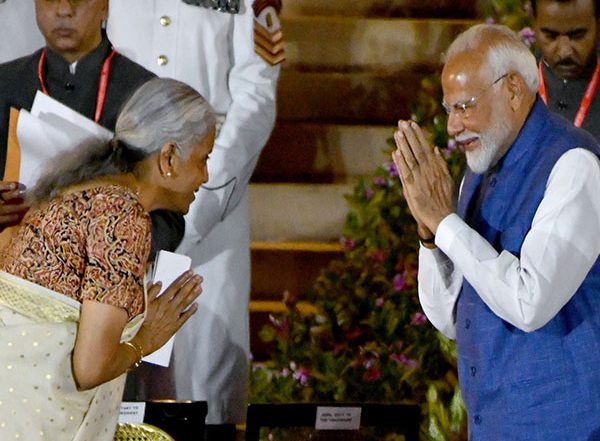 Thiruvalluvar Cultural Centre To Open in Singapore To Promote Tamil Language and Culture, Finance Minister Nirmala Sitharaman Thanks PM Narendra Modi