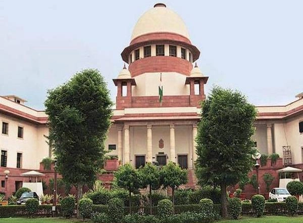 India News | SC Dismisses PIL Seeking Probe Against Media Houses for Telecasting Exit Polls, Influencing Investors