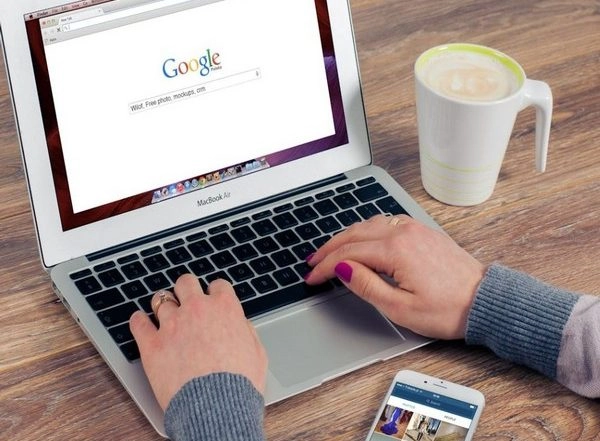 Tech News | Google Photos Upgrades Search with Conversational AI, Enhanced Query Capabilities