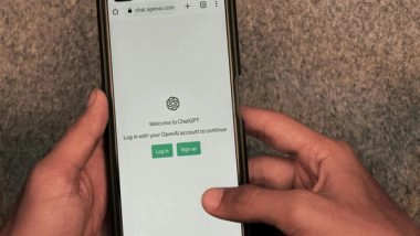 World News | Chinese, Iranian Actors Trying to Manipulate US Public Opinion Ahead of Presidential Election, Expert Warns