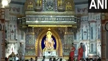 Entertainment News | Dagduseth Halwai Ganpati Temple Sets World Record, 42,000 Women Perform Ganpati Aarti