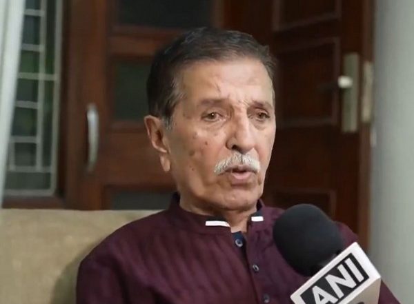 India News | Pakistan Army Behind All Torture Inflicted on Indian Soldiers, Says Kargil War Hero Vikram Batra's Father