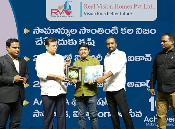 Business News | Dr. Srinivas Naik Dharavath Recognized as an Ace Achiever 2024 by 10TV