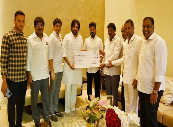 India News | Andhra Pradesh Deputy CM Pawan Kalyan Donates Rs 1 Crore to Telangana CMRF