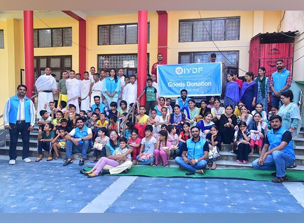 Business News | IYDF Partners with Parshiva Decors to Provide Support and Warmth to Underprivileged Children