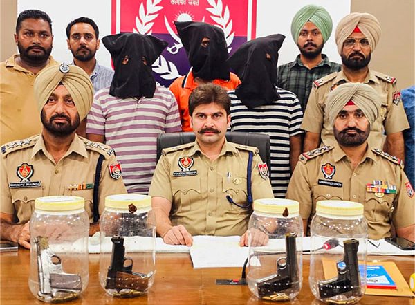 India News | Three Held for Murder of Labourer, Body Found Under Masoodpur Flyover in National Capital