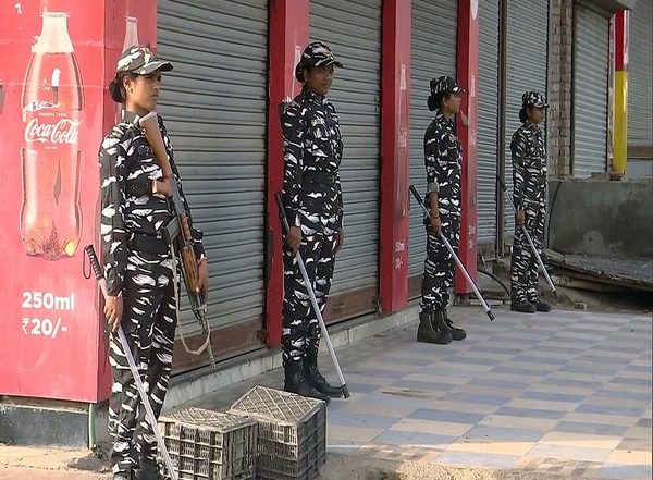 India News | Karnataka: Prohibitory Orders Imposed in Mandya's Nagamangala After Riot Erupts over Ganesh Procession Stone-pelting Incident