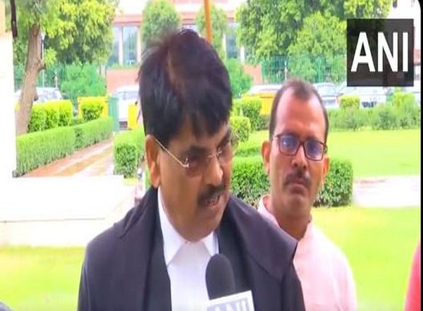India News | BCI Chief Manan Mishra Defends PM Modi's Ganesh Puja Visit to CJI's House After Sanjay Raut's Criticism