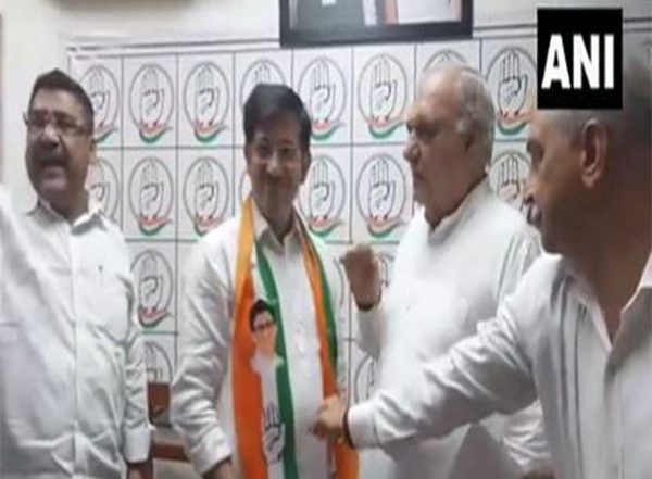 India News | AAP Leader Loveleen Tuteja Lovely Joins Congress Party Ahead of Haryana Polls