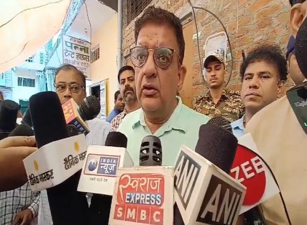 India News | MP: 7 People Die After Fort Wall Collapses Due to Heavy Rain in Datia; CM Announces Ex-gratia of Rs 4 Lakh Each