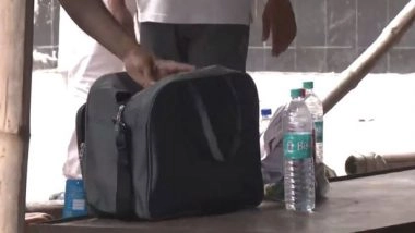 India News | Suspicious Bag Found Near RG Kar College Amid Doctors Protest
