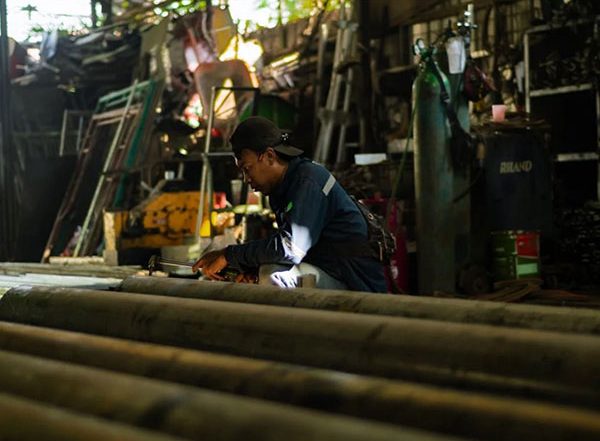 World News | US Firms Shift Focus Away from China as Investment Destination: Report