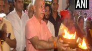 India News | Delhi: AAP Leader Manish Sisodia Offers Prayer at Ganesh Puja Pandal in Patparganj Area