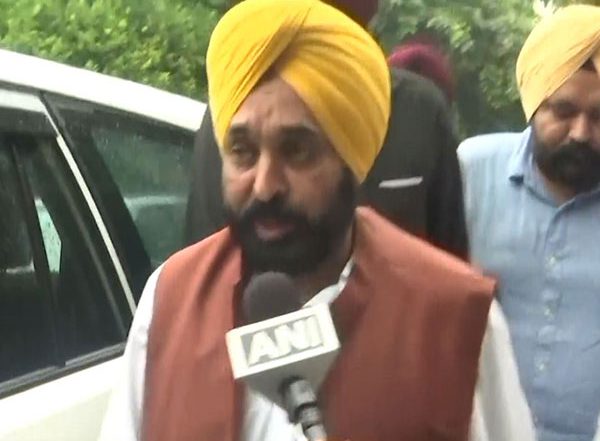 India News | Punjab CM Bhagwant Mann Reaches AAP Office in Delhi; Calls CM Kejriwal's Bail as 'victory of Democracy'