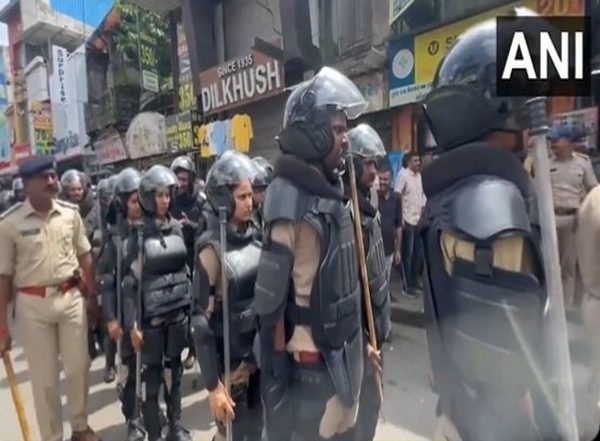 Eid Milad-Un-Nabi 2024: Rapid Action Force Deployed in Mangaluru After VHP, Bajrang Dal Protest Over Social Media Post in Karnataka (Watch Video)
