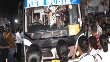 India News | Kolkata Rape-murder Case: Junior Doctors Arrive at CM's Residence for the Meeting