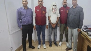 India News | Delhi Police Bust Gang Selling Call Detail Records, Two People Arrested