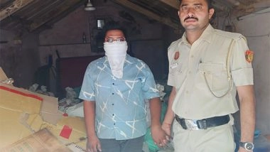 India News | Delhi: One Held for Storing Huge Quantity of Fire Crackers Without License