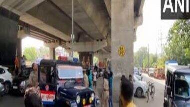 India News | Noida: Girl Gets Stuck on Pillar of Elevated Flyover After Accident