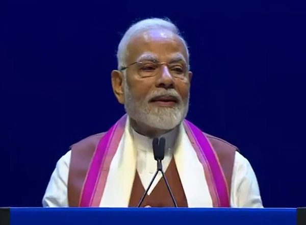 ‘AI Means America-India Spirit for Me’: PM Narendra Modi Addresses Indian Diaspora in New York (Watch Video)